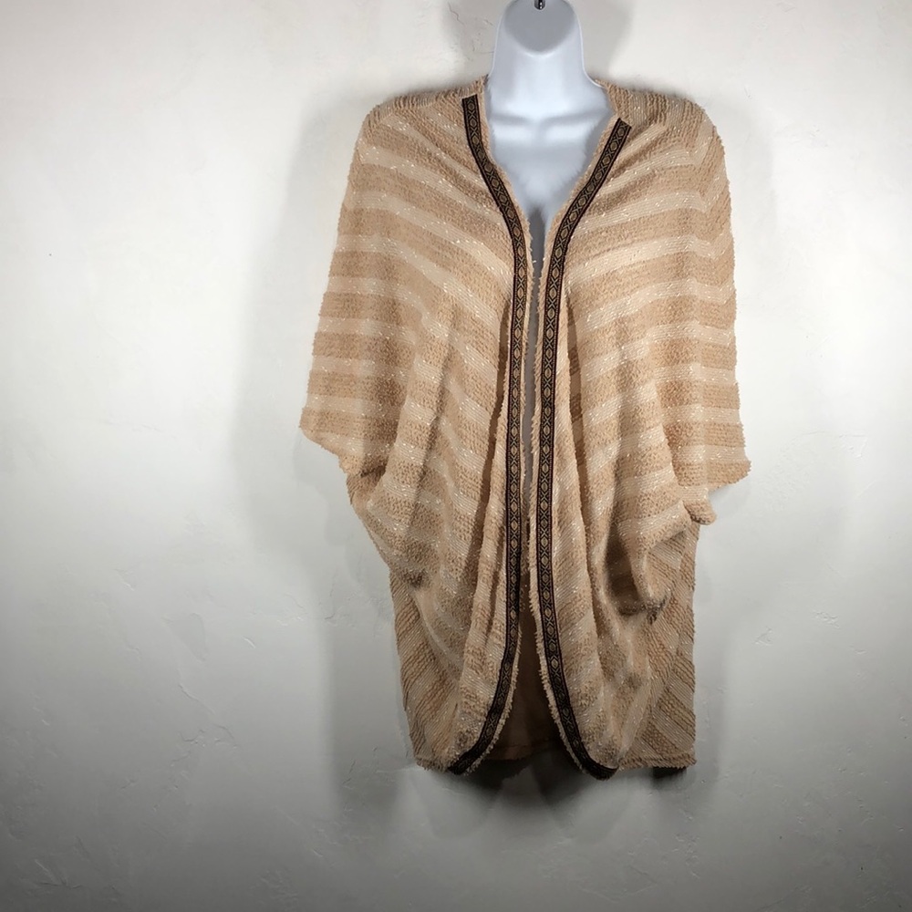 Flying Tomato light tan open cardigan size xs
